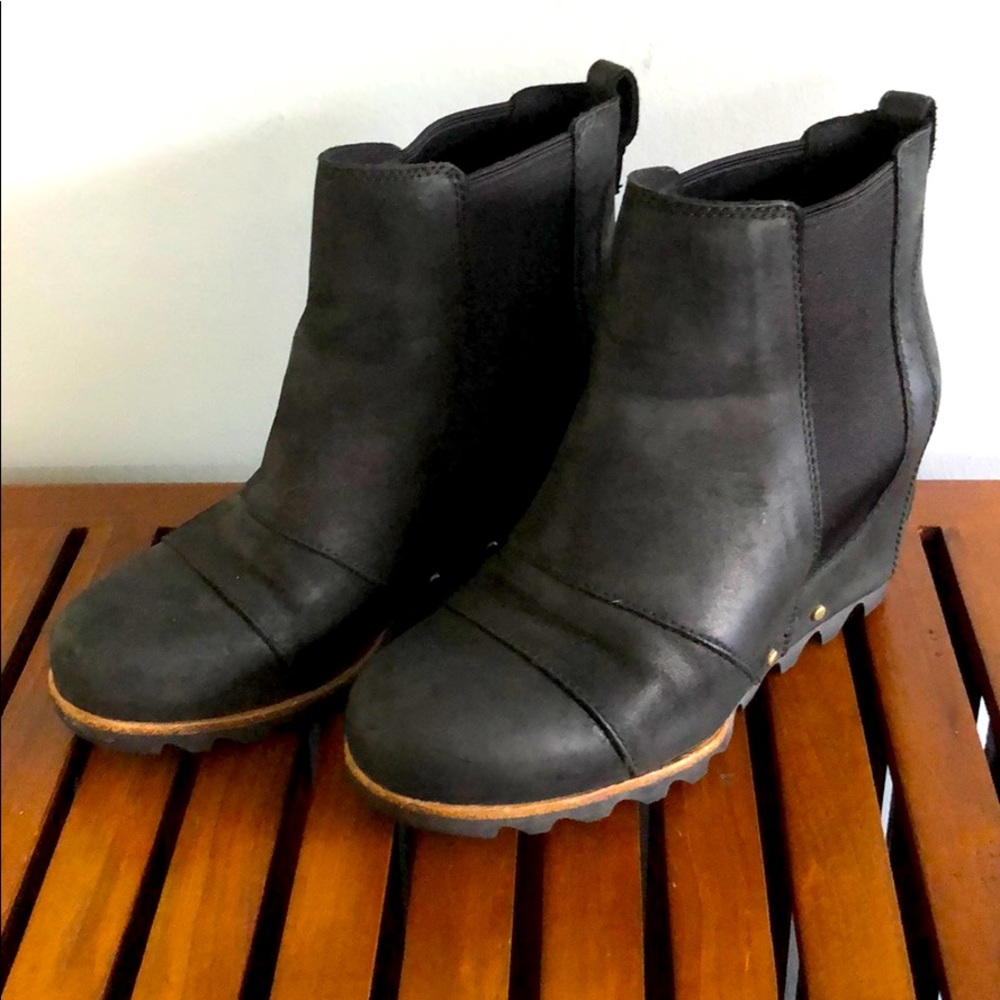Sorel Lea wedge boots